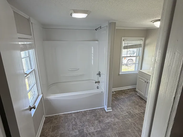 2161 N Carolina 55 — Photo 11