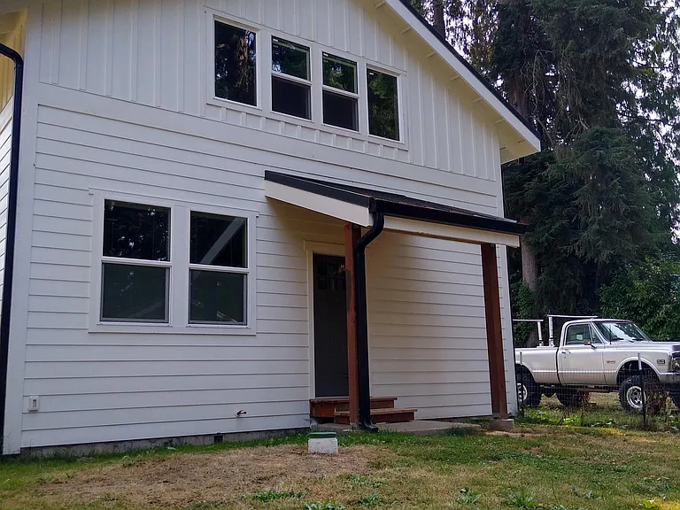 1246 Russell Ave SE — Photo 6