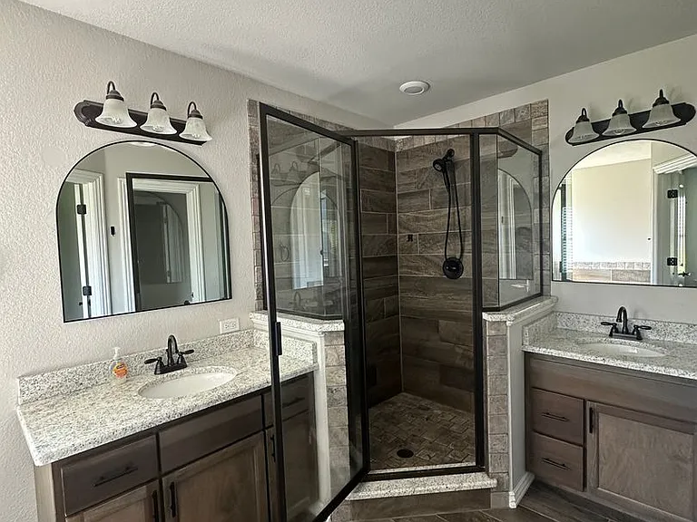 1505 Northridge Dr E — Photo 10