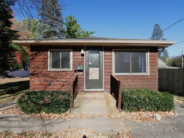 619 2nd Ave SW, Forest Lake, MN 55025