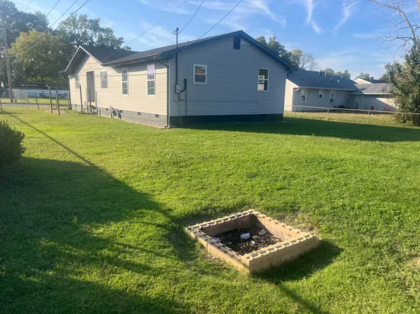 3221 Allen St, Owensboro, KY 42303