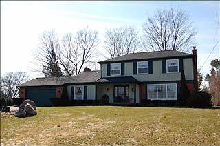 1st image of 33405 Huntleigh Dr