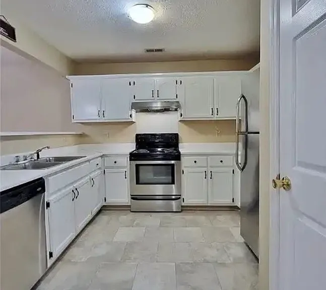 5532 Robmont Dr — Photo 14