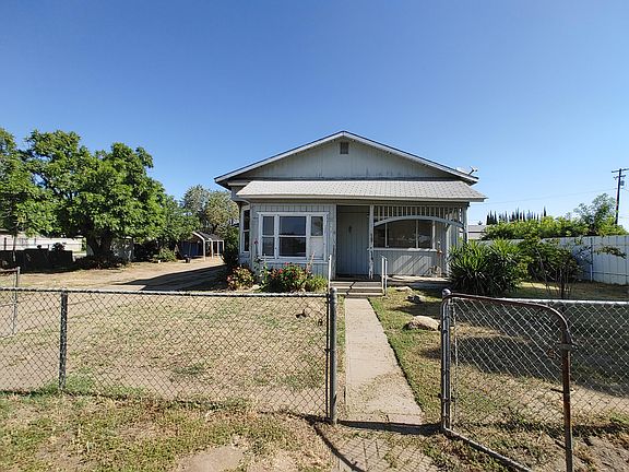 2nd image of 472 W Petunia Street