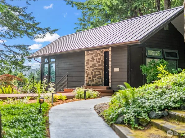 6631 Cromwell Beach Drive NW, Gig Harbor, WA 98335