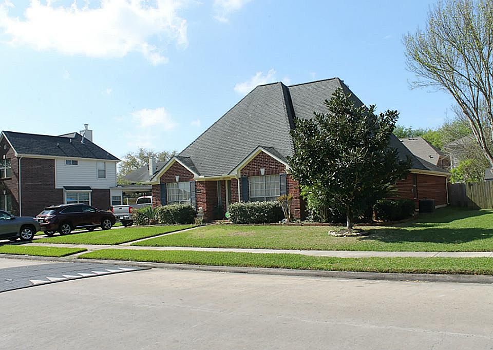 1st image of 3206 London Ct