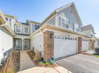 506 Silver Charm Dr, Oswego, IL 60543