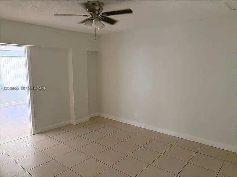 5853 McKinley St #3 — Photo 6