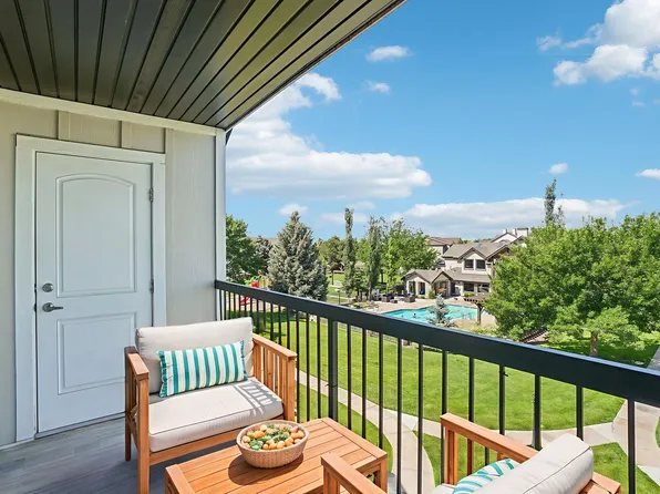 Sterling Pointe Apartments
