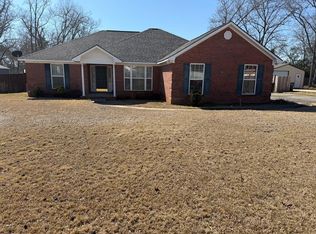 3705 Navajo Trce, Dothan, AL 36305