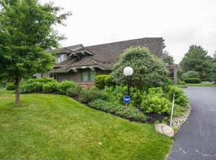 29520 Shelbourne Rd, Perrysburg, OH 43551