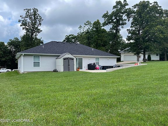 4th image of 1705 Lucia Ct