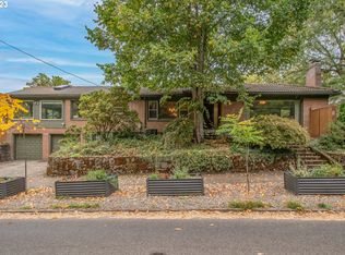 330 SE Cesar E Chavez Blvd, Portland, OR 97214