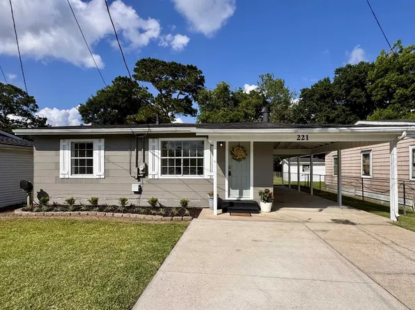 221 Neptune St, Morgan City, LA 70380