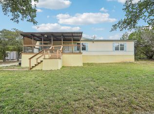 140 Lake Terrace Dr, Lakehills, TX 78063