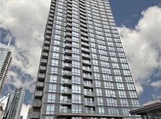 11 Brunel Ct #3810, Toronto, ON M5V 3Y3