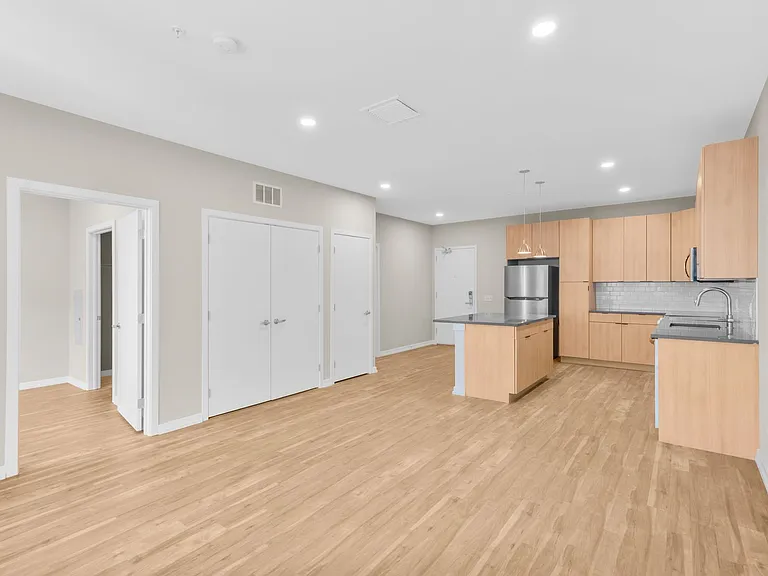 The Keystone Apartments — Photo 72