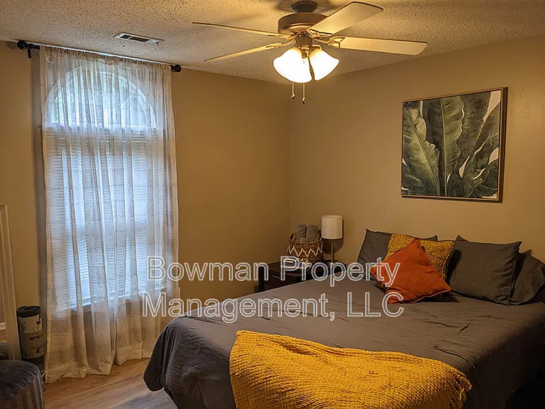 155 Rachel Way — Photo 16