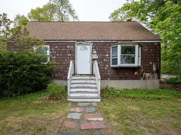 12 Ancient County Way, Manchester, MA 01944