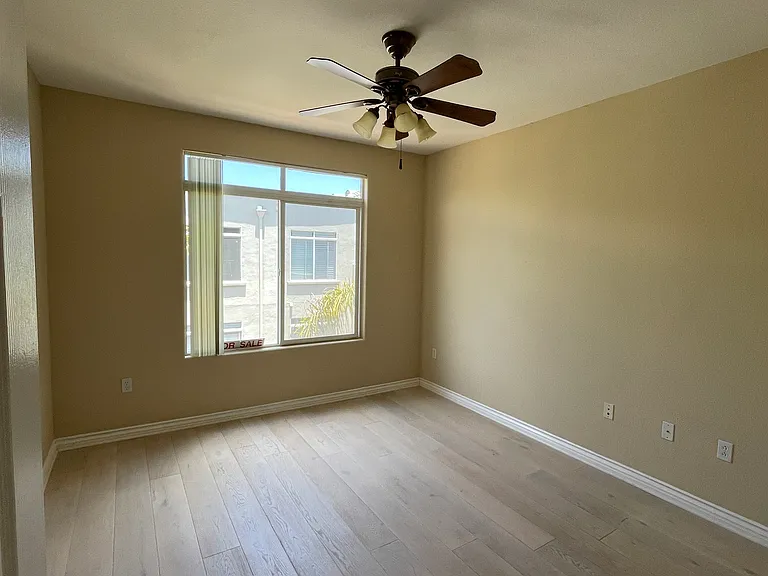 4165 Executive Dr #F401 — Photo 14