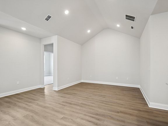 5th image of 513 W Stonehaus Xing Lot 51