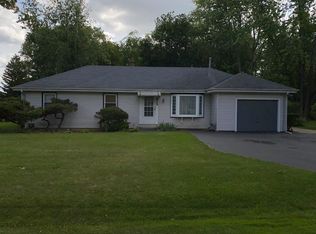 815 N Maple St, Prospect Heights, IL 60070