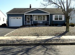 16 Jericho Rd, Toms River, NJ 08757