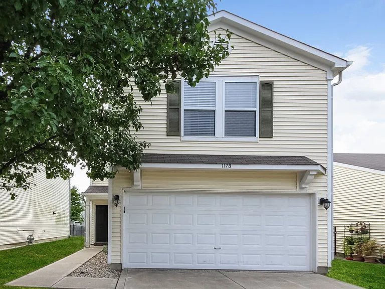 1178 Kenwood Dr — Photo 1