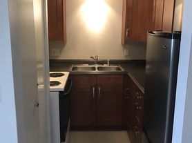 939 E Homer St, Milwaukee, WI