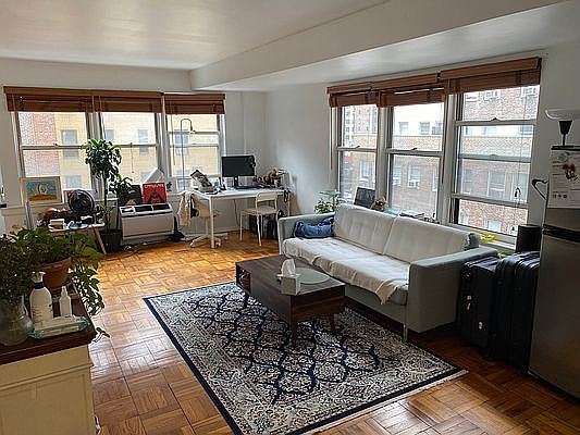 1st image of 155 E 38th St APT 11L