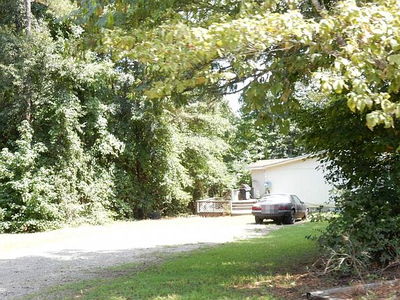4th image of 236 Bradley Rd