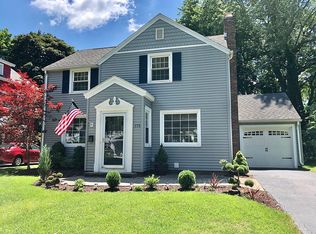 175 Elm Dr, Rochester, NY 14609