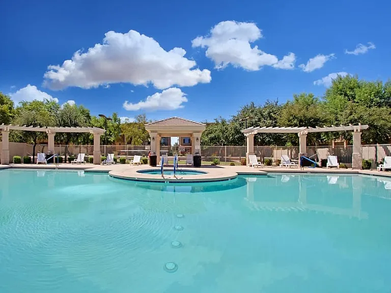 2401 E Rio Salado Pkwy #1126 — Photo 2
