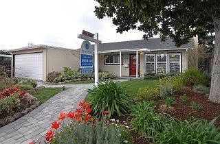 3rd image of 1418 Maddux Dr