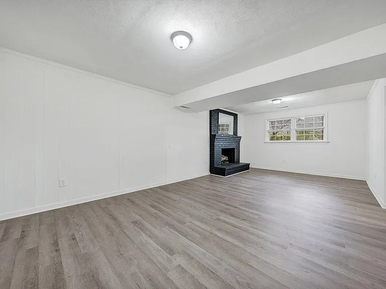 3777 Tomley Dr — Photo 19