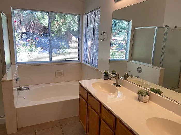 6628 Valley Wood Dr — Photo 15