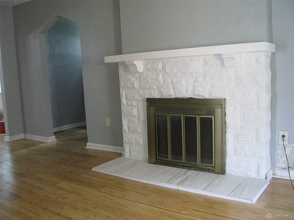 5th image of 571 E Dorothy Ln