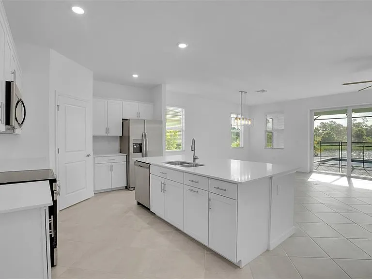 19100 Moscato Ct — Photo 10