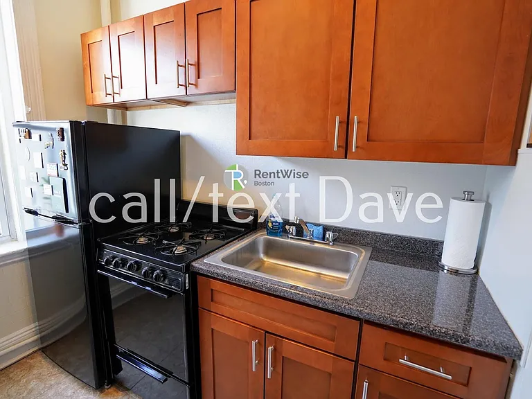 9 Egremont Rd #9 — Photo 2
