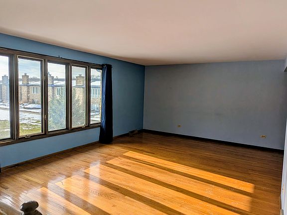 5th image of 15340 Aubrieta Ln #1