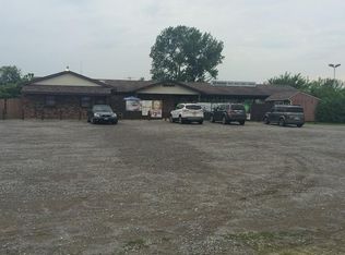 101 Rushing Dr, Herrin, IL 62948