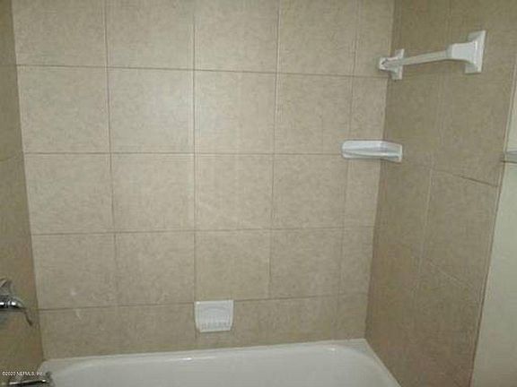 4th image of 924 Childrens Way APT 11