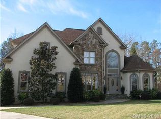 4073 Blossom Hill Dr, Matthews, NC 28104