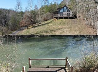 223 Lucias Paradise Way, Murphy, NC 28906