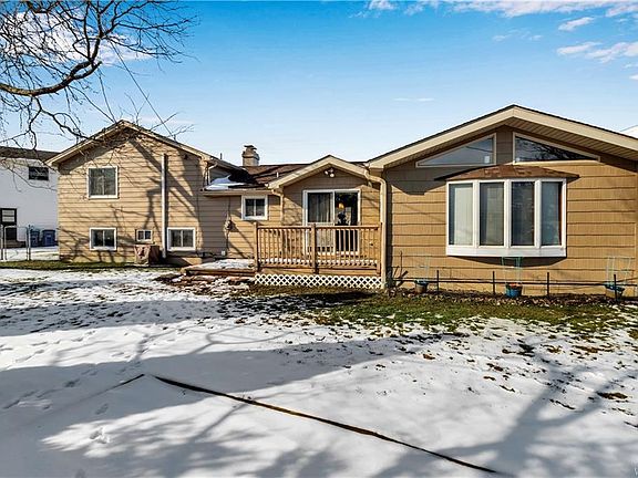 2nd image of 24 Cherrywood Ct