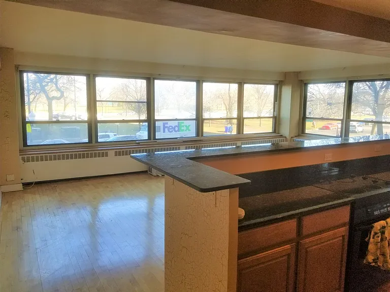 4180 Marine Terrace Apartments — Photo 129