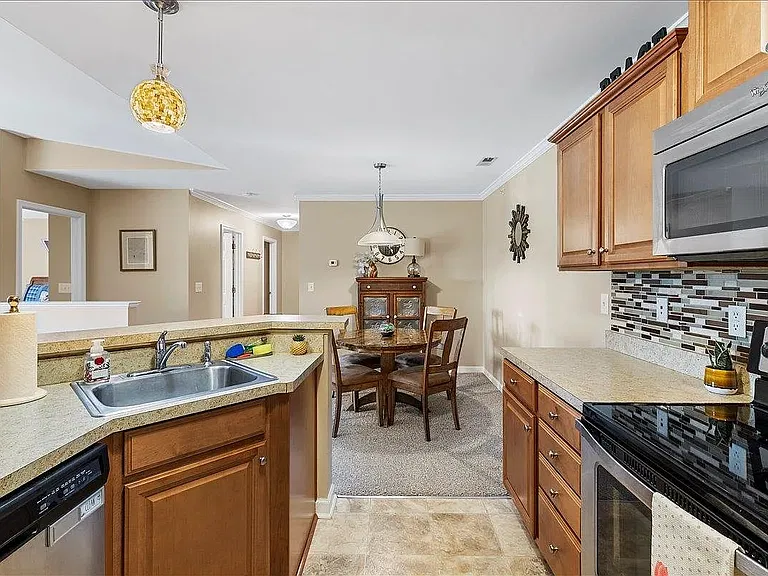 211 S Knollwood Dr #2305 — Photo 10