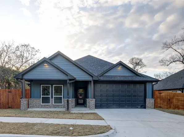 403 N Holman St, Decatur, TX 76234