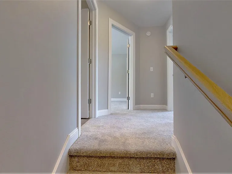 40 Chamberlain Dr #40 — Photo 14