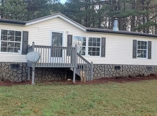 101 Roastnear Ln, Carrollton, GA 30116